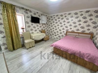 1-бөлмелі пәтер, 37 м² тәулігіне, Ертис 25, бағасы: 6 500 〒 в Астане, Алматы р-н