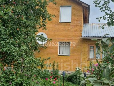 Отдельный дом · 5 комнат · 128.1 м² · 10 сот., Школьная 12а за 40 млн ₸ в Горной Ульбинке