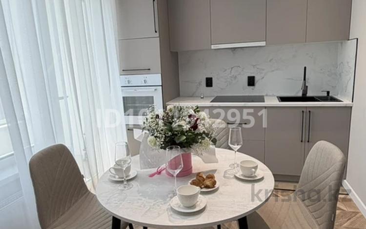 1-комнатная квартира · 42 м² · 9/12 этаж, Е-899 2а — Туран ТРЦ Ханшатыр за 22 000 ₸ в Астане, Нура р-н — фото 2