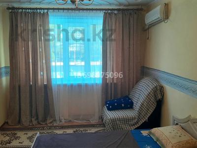 2-комнатная квартира · 54 м² · 2/5 этаж, Курмангазы 175 — Абая/Маметова/Назарбаева за 10 000 ₸ в Уральске