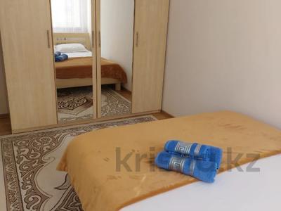 2-комнатная квартира, 65 м², 1/8 этаж посуточно, Желтоксан 11 в за 12 000 〒 в 