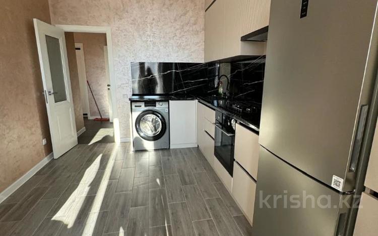 2-бөлмелі пәтер · 55.6 м² · 8/8 қабат, Микрорайон Береке 77, бағасы: 39.9 млн ₸ в Костанае — фото 2