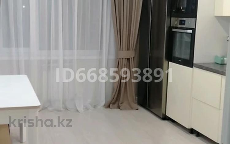 3-комнатная квартира · 91.8 м² · 1/9 этаж, Әл-Фараби 36 за 38.5 млн 〒 в Усть-Каменогорске — фото 3