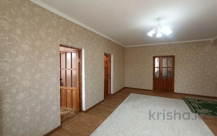 Отдельный дом • 6 комнат • 133.7 м² • 10 сот., Булганбаева 17 за 50 млн 〒 в Шымкенте, Каратауский р-н — фото 2