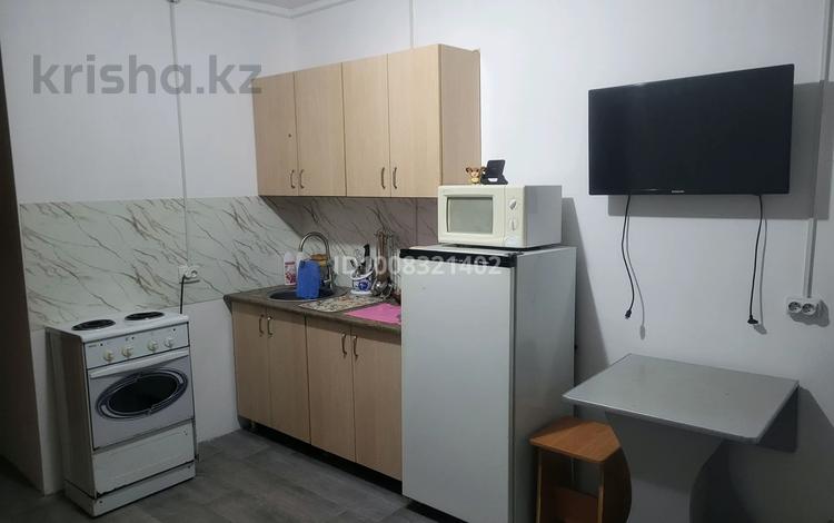 1-комнатная квартира · 20 м² · 5/5 этаж, Набережная 33 за 60 000 〒 в Аксу — фото 2