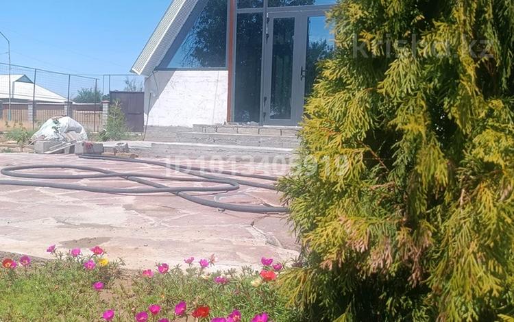 Жеке үй · 4 бөлме · 120 м² · 40 жүзд., Абая 36 — Экобазар, жана кала, бағасы: 180 000 ₸ в Туркестане — фото 2