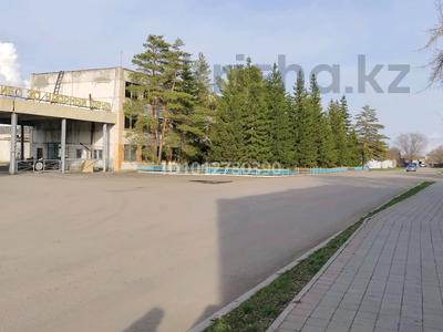 Свободное назначение · 10000 м² за 1 000 ₸ в Лисаковске