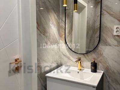 1-комнатная квартира · 50 м² · 4/5 этаж, Абулкасымова — Габдуллина за 14 000 〒 в Кокшетау