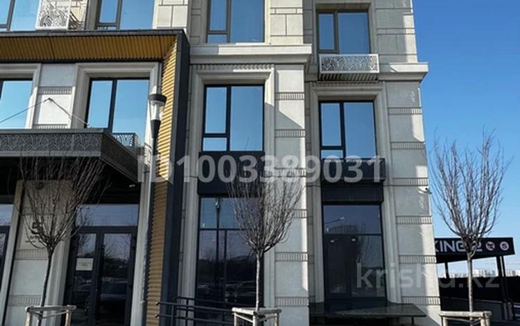 2-бөлмелі пәтер · 56 м² · 1 қабат, мкр Шымсити 37/3, бағасы: 30 млн ₸ в Шымкенте, Абайский р-н — фото 2