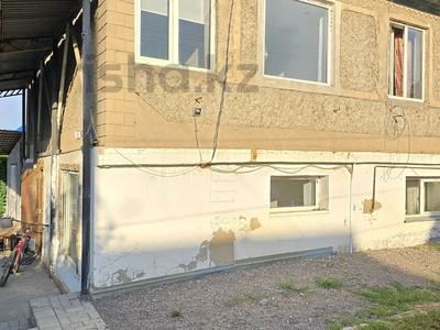 Отдельный дом · 5 комнат · 154.6 м² · 5.1 сот., Жумабаева за 70 млн ₸ в 