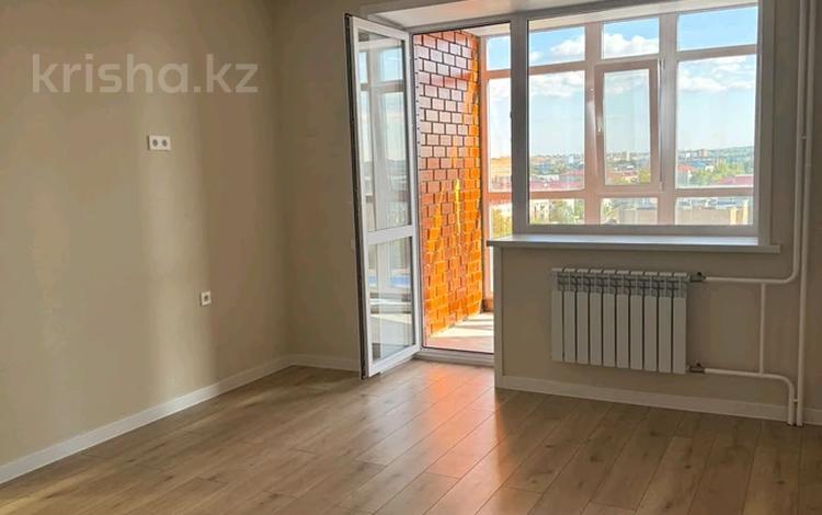 2-бөлмелі пәтер · 43 м² · 8/9 қабат, Ауэзова, бағасы: 22.8 млн ₸ в Кокшетау — фото 2