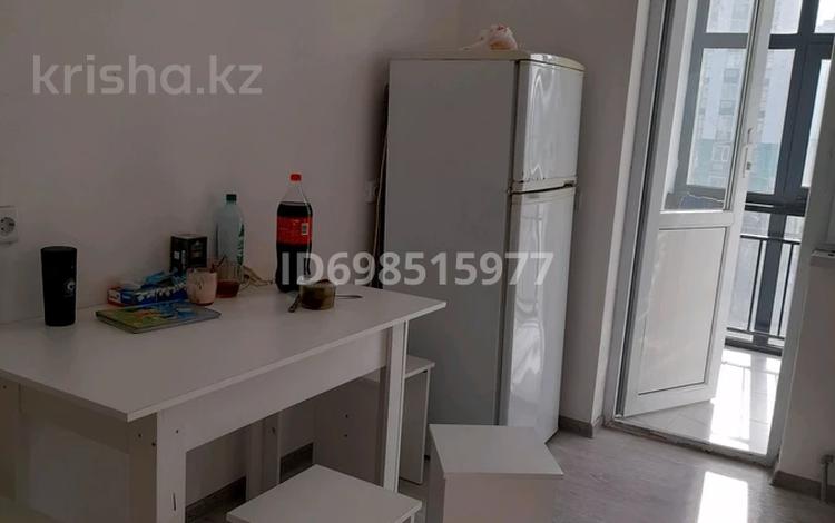 3-бөлмелі пәтер · 83 м² · 3/7 қабат, Жаңа қала 9-көше 24/1 — 9-көше мен Есімхан көшесінің қиылысы Аренаға қарама қарсы, бағасы: 130 000 ₸ в Туркестане — фото 35