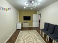 3-комнатная квартира · 70 м² · 4/5 этаж, Майкудук, Мкр Восток-2 за 180 000 〒 в Караганде, Алихана Бокейханова р-н — фото 2