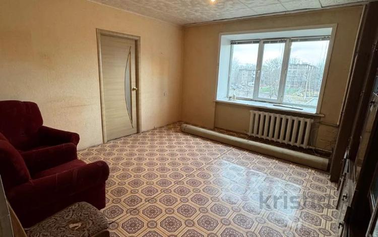 3-бөлмелі пәтер · 54.6 м² · 2/9 қабат, 6 мкр., бағасы: 10 млн ₸ в Темиртау — фото 2