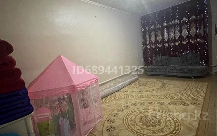 Отдельный дом · 4 комнаты · 110 м² · 10 сот., Ск Ромашка — Гмз за 13 млн 〒 в Актобе, мкр Гормолзавод — фото 2