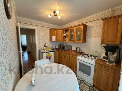 3-комнатная квартира · 63.7 м² · 2/5 этаж, Горького за 29.9 млн ₸ в Петропавловске