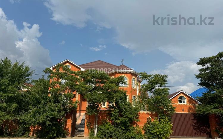 Отдельный дом · 9 комнат · 500 м² · 10 сот., Амандосова за 150 млн 〒 в Атырау — фото 2