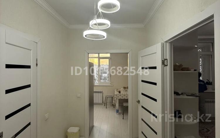 1-комнатная квартира · 40 м² · 8/8 этаж, Бухар жырау 36 за 28 млн ₸ в Астане, Есильский р-н — фото 2