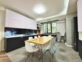 4-комнатная квартира · 220 м² · 2/3 этаж, Тимофея Седельникова 69 — Напротив Esentai city за 1.5 млн ₸ в Алматы, Медеуский р-н