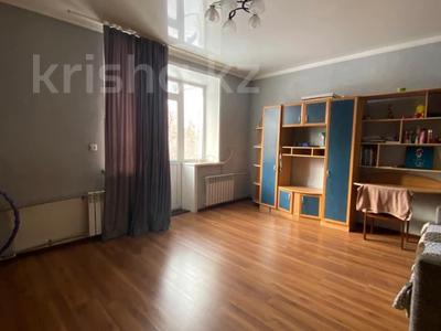 2-комнатная квартира, 60 м², 2/2 этаж, Бажова 57 за 14.4 млн 〒 в Усть-Каменогорске