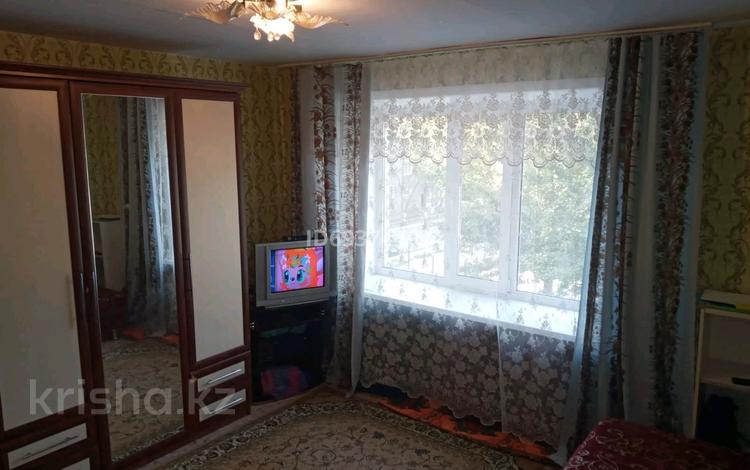 1-комнатная квартира, 27.4 м², 3/5 этаж, Нурмагамбетова 130 за 9 млн 〒 в Павлодаре — фото 2