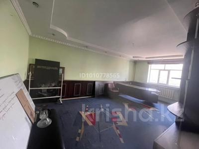Жеке үй · 5 бөлме · 248.9 м² · 7.34 жүзд., Кіші Самал ш/а 1677 А — Байтурсынова, остановка Кардиологический центр, бағасы: 90 млн ₸ в Шымкенте, Туран р-н