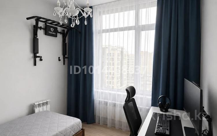 3-комнатная квартира · 60 м² · 8/9 этаж, Е 797 2 за 50 млн ₸ в Астане, Нура р-н — фото 2