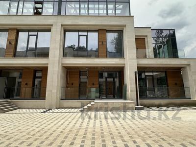 Часть дома · 8 комнат · 608.2 м² · , Достык за ~ 1.5 млрд ₸ в Алматы, Медеуский р-н