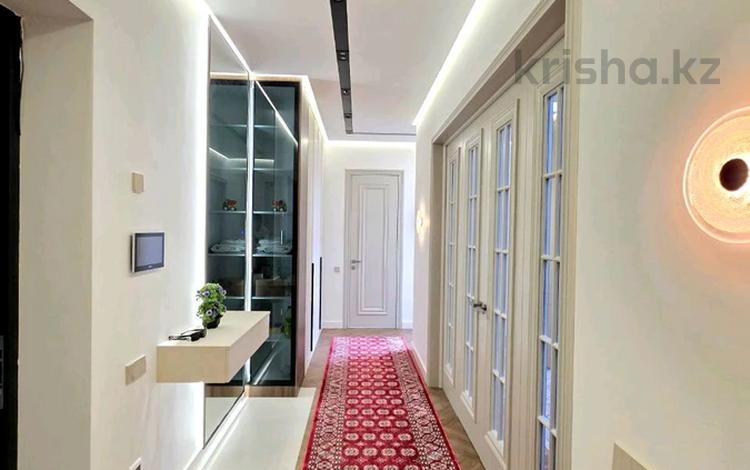 2-комнатная квартира · 70 м² · 8/9 этаж, Е-899 1 за 65 млн ₸ в Астане, Есильский р-н — фото 32