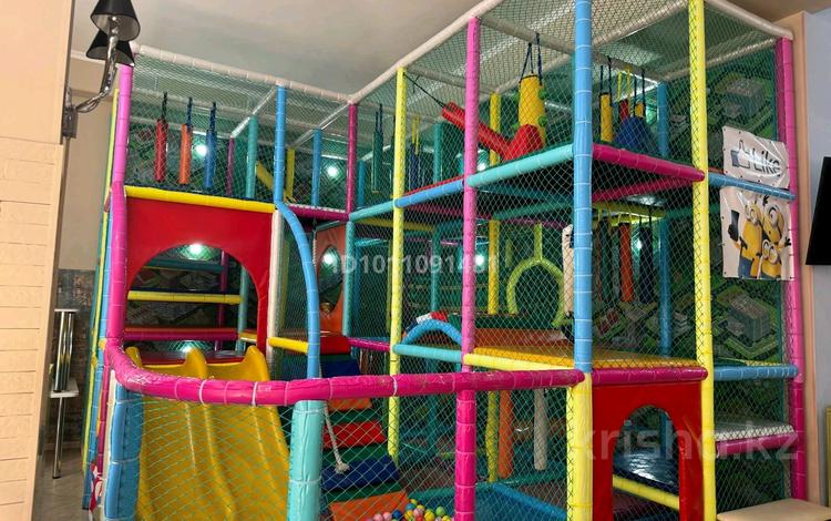 Свободное назначение, общепит · 150 м² за 1.3 млн 〒 в Караганде, Казыбек би р-н — фото 2
