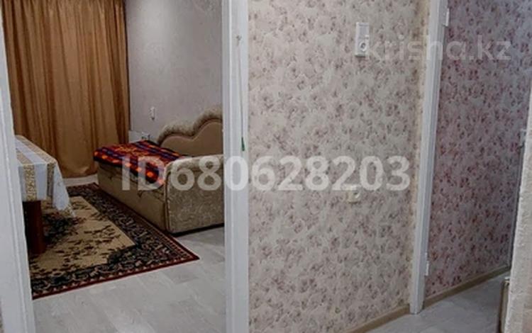2-комнатная квартира, 60 м², 4/5 этаж помесячно, Козбагарова за 130 000 〒 в Семее — фото 2