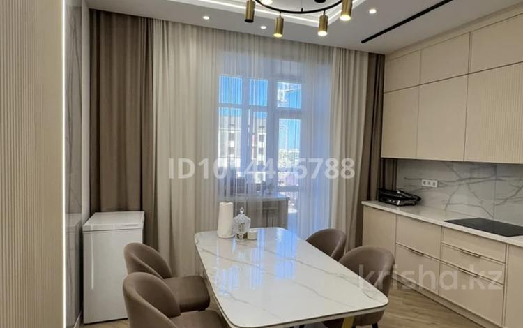 4-бөлмелі пәтер · 129 м² · 8/9 қабат, Ашимова 78 — Школа #3, бағасы: 81 млн ₸ в Кокшетау — фото 2