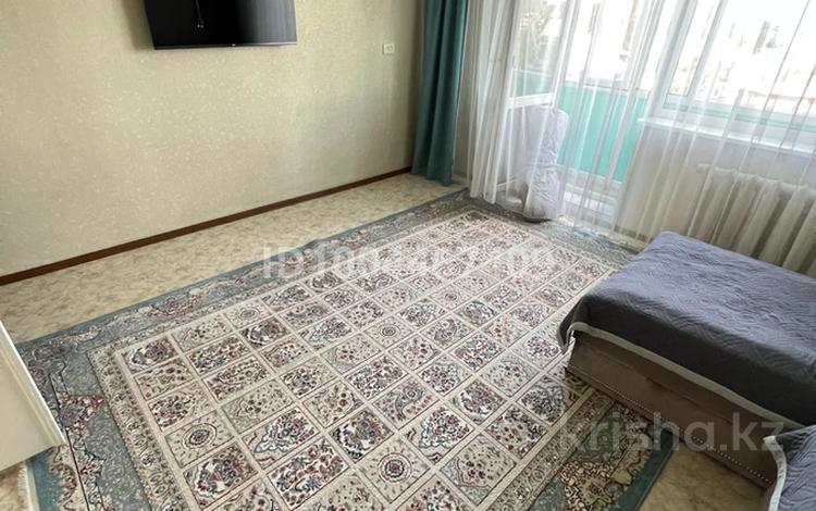 3-бөлмелі пәтер · 71 м² · 6/9 қабат, Шакарима 42 — Агенство, Черемушка, бағасы: 280 000 ₸ в Семее — фото 2