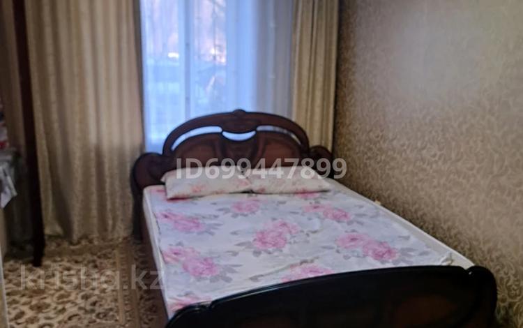 1-комнатная квартира · 30 м² · 1/5 этаж, Карбшва 62 за 8 000 ₸ в Уральске — фото 2