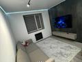 1-бөлмелі пәтер · 52 м² · 2/9 қабат, Ш. Косшигулова 121 — Квартира класса Люкс в центре города!, бағасы: 12 000 ₸ в Кокшетау — фото 2