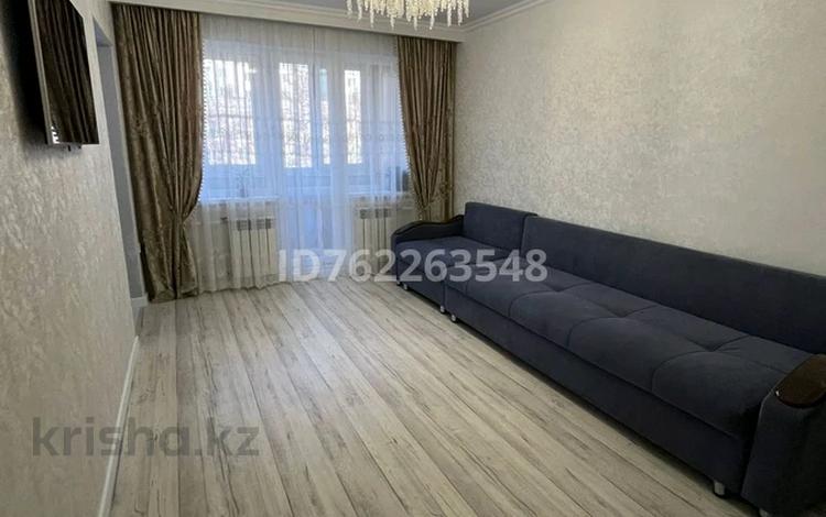 3-комнатная квартира · 59 м² · 3/4 этаж, мкр №8 — Абая-Правды за 47 млн ₸ в Алматы, Ауэзовский р-н — фото 14