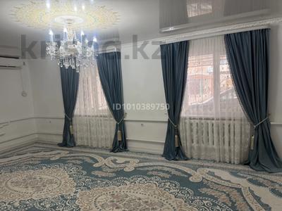 Отдельный дом · 4 комнаты · 110 м² · 6 сот., мкр Алатау, Алихан бөкейхан 52 — Находиться возле 8 микр за 352 млн ₸ в Таразе