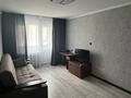 1-комнатная квартира, 33 м², 5/5 этаж помесячно, мкр Таугуль 9 за 200 000 〒 в Алматы, Ауэзовский р-н — фото 2