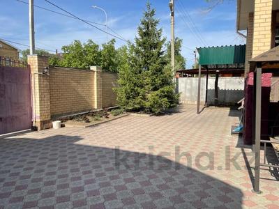 Продажа домов и дачи в Карагандинской обл.: Отдельный дом · 5 комнат · 343 м² · 10 сот., мкр Кунгей , Кажибекова 51 за 130 млн 〒 Отдельный дом · 5 комнат · 343 м² · 10 сот., мкр Кунгей , Кажибекова 51 за 130 млн 〒 в Караганде, Казыбек би р-н