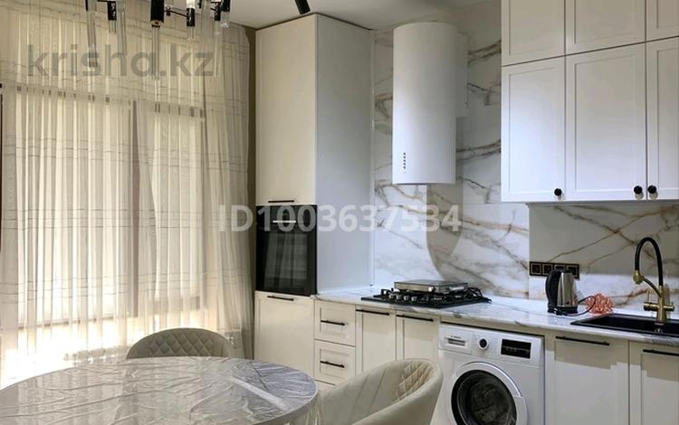 2-комнатная квартира · 60 м² · 1/3 этаж, Батырбекова 4/2 — Караван сарай венеция за 18 000 ₸ в Туркестане — фото 8