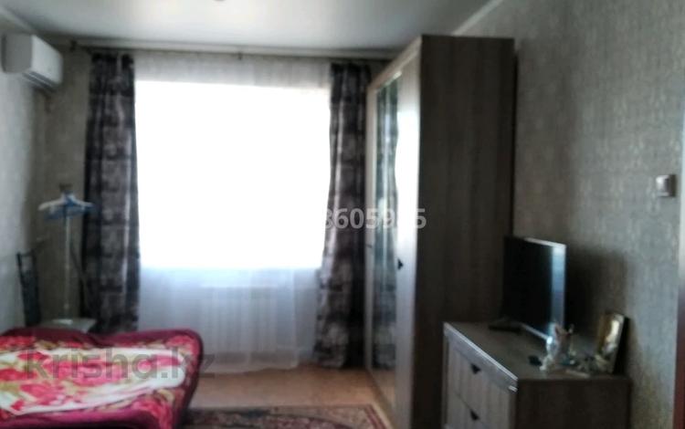 1-бөлмелі пәтер · 41 м² · 9/10 қабат, мкр. Зачаганск пгт 85/2 — Напротив магаз. Алтындар, бағасы: 15 млн ₸ в Уральске — фото 2