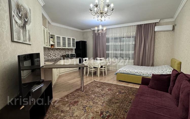 1-бөлмелі пәтер · 55 м² · 6/17 қабат, Айманова 140 — Сатпаева Жарокова, бағасы: 50 млн ₸ в Алматы, Бостандыкский р-н — фото 2