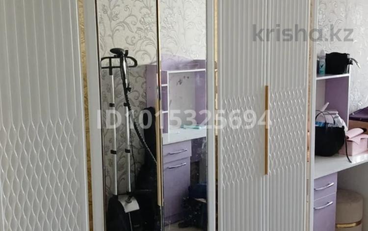 3-комнатная квартира · 65 м², Молдагулова 25 за 200 000 ₸ в Шымкенте, Аль-Фарабийский р-н — фото 2