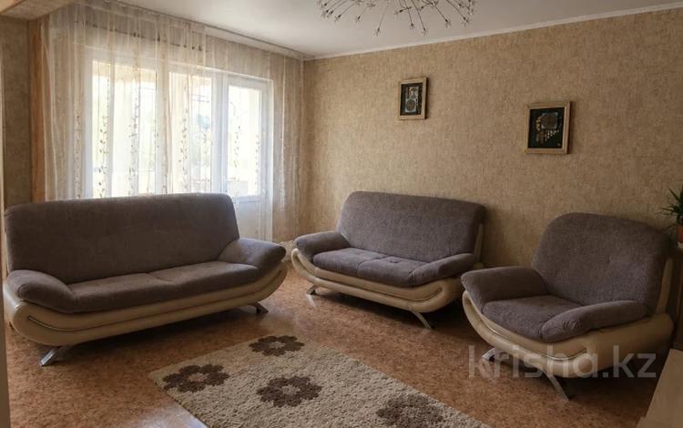 3-комнатная квартира · 64.3 м² · 1/5 этаж, Кабанбай Батыра 72 за 34 млн ₸ в Усть-Каменогорске — фото 2