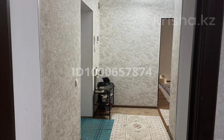 2-бөлмелі пәтер · 71 м² · 2/5 қабат, мкр. Алтын орда, Алтын орда ш/а., бағасы: 32.5 млн ₸ в Актобе — фото 2