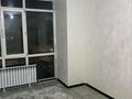 1-комнатная квартира · 45 м² · 4/9 этаж, мкр Кокжиек, Жолымбет 42/5 за 200 000 ₸ в Алматы, Жетысуский р-н — фото 4