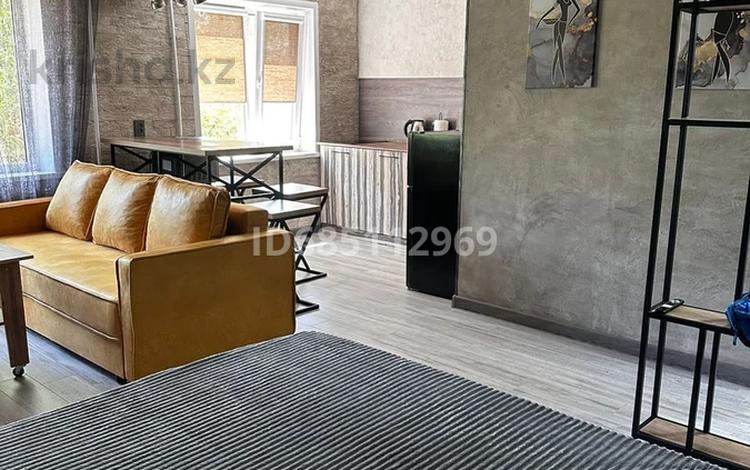1-бөлмелі пәтер · 32 м² · 1/5 қабат, Сейфуллина 16, бағасы: 15 000 ₸ в Балхаше — фото 8