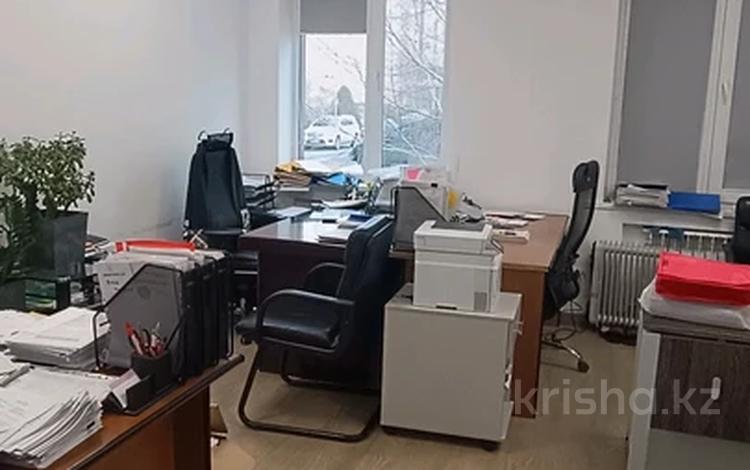 Свободное назначение, офисы, магазины и бутики, салоны красоты, образование · 158.5 м² за 96 млн ₸ в Алматы, Наурызбайский р-н — фото 2