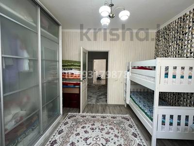 4-бөлмелі пәтер, 170 м², 3/6 қабат, 35-мкр 30 — сзади Атамекен, бағасы: 45 млн 〒 в Актау, 35-мкр