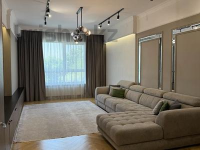 3-комнатная квартира · 108 м² · 6/17 этаж, Макатаева 2 — Район Горького Парка за 179 млн ₸ в Алматы, Медеуский р-н
